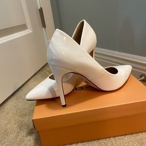 Chase and Chloe White Pumps